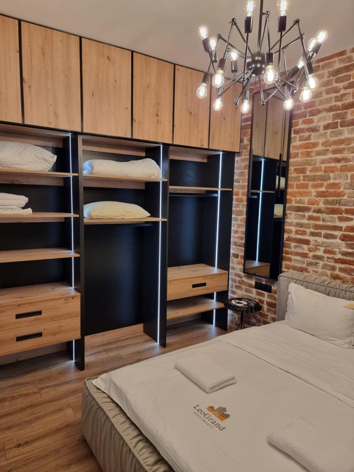 Leogrand Apartments On Krakivska 26 Lwów Zewnętrze zdjęcie